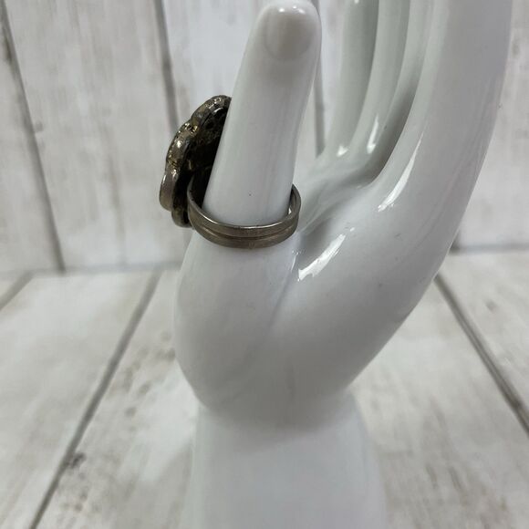 Vintage Painted Flower Adjustable Ring Gold Tone Filigree Oval Statement - Picture 2 of 8